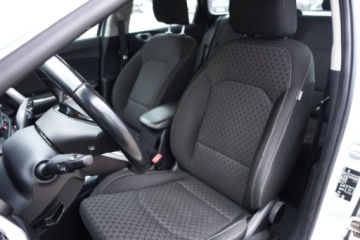 Kia Ceed III Kombi 1.6 CRDi 115KM 2019 Kia Ceed czujniki, tempomat, klimatyzacja 2strefowa, FV23 1.6 Diesel 115KM, zdjęcie 7