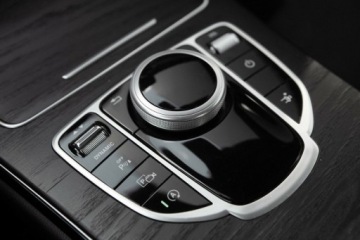 Mercedes Klasa C W205 Coupe Facelifting 1.5 200 184KM 2019 Mercedes-Benz Klasa C 200 4Matic AMG Line 59 000 KM Salon PL Autotrade, zdjęcie 29