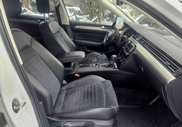Volkswagen Passat B8 Variant 2.0 TDI 190KM 2015 Volkswagen Passat Variant Volkswagen Passat Variant 2.0 TDI SCR 4Motion DS, zdjęcie 26