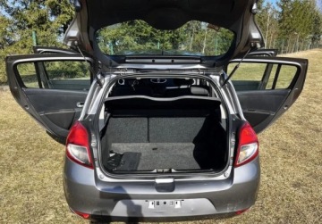 Renault Clio III Hatchback 5d 1.2 i 16V 75KM 2010 Renault Clio LPG, klimatyzacja, ZERO KOROZJI 1.1 BenzynaLPG 75KM, zdjęcie 9