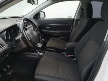 Mitsubishi ASX I SUV Facelifting 2015 1.6 117KM 2016 Mitsubishi ASX 1.6 Benzyna 117KM # Klimatronik #, zdjęcie 15