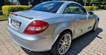 Mercedes SLK R171 Roadster 1.8 (200 Kompressor) 163KM 2007 Mercedes-Benz SLK Mercedes-Benz SLK 200 Kompressor Sport Edition 1.8 163KM, zdjęcie 18
