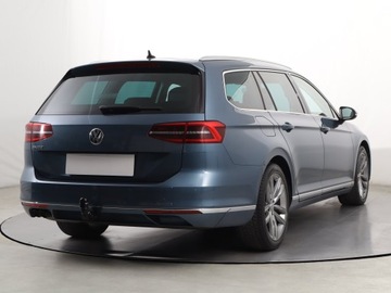 Volkswagen Passat B8 Variant 2.0 TDI BlueMotion SCR 190KM 2018 VW Passat 2.0 TDI, Salon Polska, 187 KM, Automat, zdjęcie 4