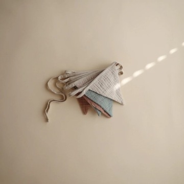 Бохо МУШИ гирлянда