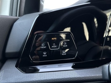 Volkswagen Golf VIII GTI 2.0 TSI 245KM 2022 Volkswagen Golf 2.0TSI 245KM GTI DSG l Salon Polsk, zdjęcie 17