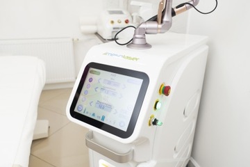 Laser naczyniowy Nd-Yag Long Pulse 1064/532 Mesolaser Vessel PRO