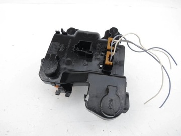 ВСТАВКА ЛАМПЫ ЗАДНЯЯ ПРАВАЯ VOLVO S80 II