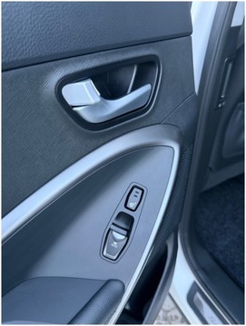 Hyundai Santa Fe III SUV Facelifting 2.0 CRDi 150KM 2017 Hyundai Santa Fe, zdjęcie 16