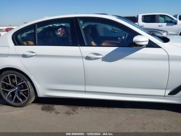 BMW Seria 5 G30-G31 2021 BMW Seria 5 BMW G30 530e xDrive, od ubezpieczalni 2.0 Hybryda 297KM, zdjęcie 1