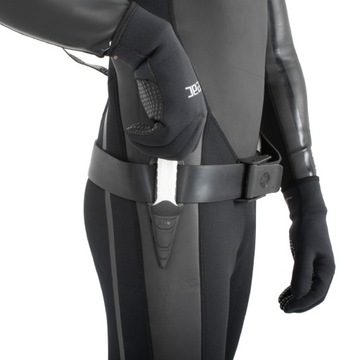 Нож для дайвинга SEAC Samurai Evo из закаленной нержавеющей стали белого цвета.