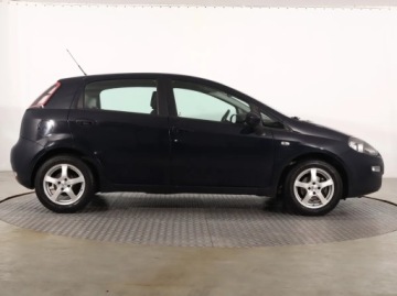Fiat Punto Punto 2012 Hatchback 3d 1.2 8v 69KM 2013 Fiat Punto 1.2, Salon Polska, Klima, Parktronic, zdjęcie 5