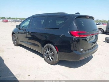 Chrysler Pacifica II 2024 Chrysler Pacifica Touring L, 2024r., 4x4, 3.6L 3.6 Benzyna 287KM, zdjęcie 2