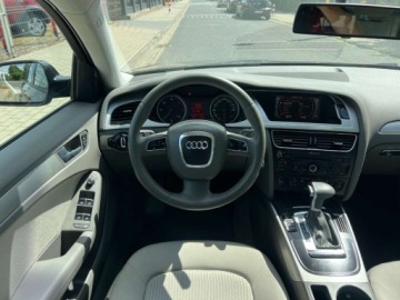 Audi A4 B8 Avant 2.0 TDI 143KM 2009 Audi a4 S-LINE AUTOMAT LEDY PARKTRONIC NAWIGACJA NOWY ROZRZAD NOWY DWUMAS, zdjęcie 8