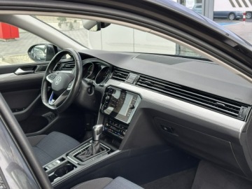Volkswagen Passat B8 GTE Variant Facelifting 1.4 TSI Plug-In-Hybrid 218KM 2022 Volkswagen Passat Variant Salon PL, Navi, Serwis, zdjęcie 14