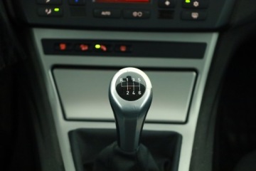 BMW X3 E83 2.0d 150KM 2005 BMW X3 2.0d, 4X4, Klima, Klimatronic, Tempomat, zdjęcie 9