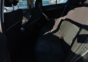 Toyota Avensis III Sedan Facelifting 1.8 Valvematic 147KM 2012 Toyota Avensis 2012r, 1.8 LPG. Uszkodzony przod. Jezdzi. 1.8 BenzynaLPG, zdjęcie 8