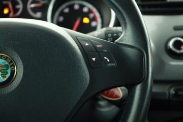 Alfa Romeo Giulietta Nuova II Hatchback 5d 1.4 TB 16v Mair 170KM 2011 Alfa Romeo Giulietta 1.4 T MultiAir, Salon Polska, zdjęcie 15