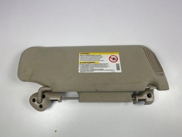 CADILLAC ESCALADE 02-06 R СОЛНЦЕЗАЩИТНЫЙ КОЗЫРЕК