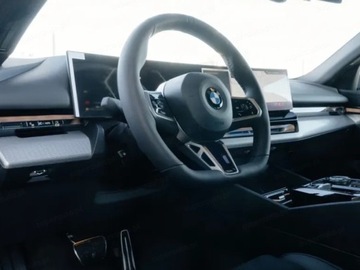 BMW Seria 5 G90-91 Touring 2.0 520d 197KM 2025 BMW Seria 5 520d xDrive Sport Sedan 2.0 (197KM) 2025, zdjęcie 7