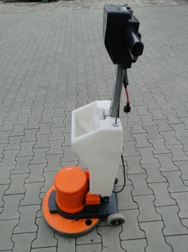 POWERFUL NUMATIC 1515 полировальная машина, поломоечная машина, шлифовальная машина