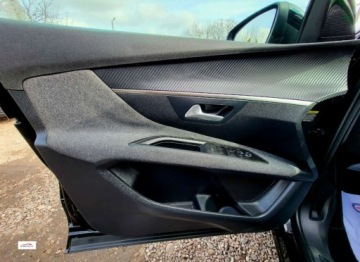 Peugeot 3008 II Crossover 1.6 BlueHDi 120KM 2018 Peugeot 3008 AutomatZarejestrowany GWARANCJA 1.6 Diesel 120KM, zdjęcie 10