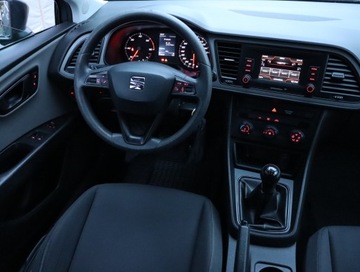 Seat Leon III ST Facelifting 1.6 TDI 90KM 2017 Seat Leon 1.6 TDI, Salon Polska, Klima, Parktronic, zdjęcie 6