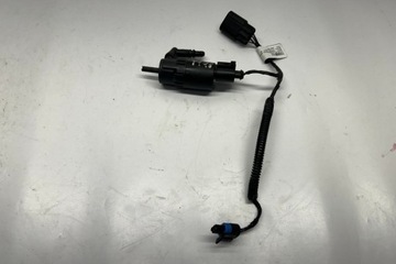 MOTOREK NÁDOBKY OSTŘIKOVAČŮ CHEVROLET CAMARO 13508971 2.0L GASOLINE