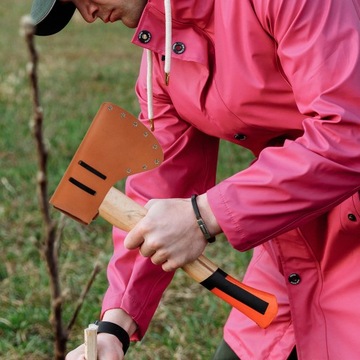 ЗАЩИТНЫЙ КРЫШКА ТОПОР