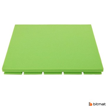 Акустическая панель выпуклого профилированного куба светло-зеленого цвета для детской комнаты.