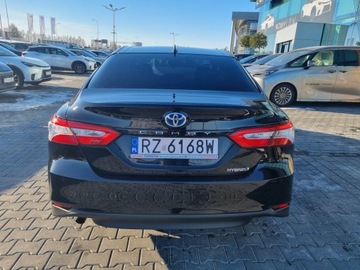 Toyota Camry IX Sedan 2.5 Hybrid Dynamic Force 218KM 2019 Toyota Camry 2.5 Hybrid Prestige CVT 2.5 Hybrid Pr, zdjęcie 6