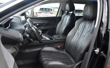 Peugeot 5008 II Crossover 2.0 BlueHDI 150KM 2019 Peugeot 5008 totalny full SKORA Alusy LED Navi. BLIS linne assist Grzane f, zdjęcie 16