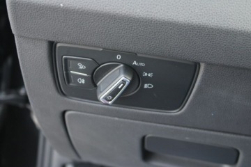 Volkswagen Arteon Fastback Facelifting 2.0 TDI 200KM 2021 Volkswagen Arteon TDI R-LINE Virtual DSG Gwarancja, zdjęcie 22