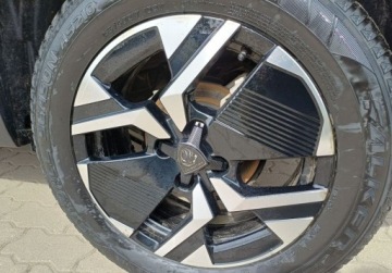 Peugeot 2008 II SUV Facelifting 1.2 Hybrid 145 145KM 2025 Peugeot 2008 95 1.2 mHEV 145 KM GT e-DCS6 I wl. GWARANCJA FV23, zdjęcie 8