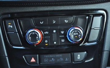 Opel Mokka I SUV 1.4 Turbo ECOTEC 140KM 2016 Opel Mokka X LIFT 1.4 Benzyna AUTOMAT Tempomat Cz. parkowania Klimatyzacja, zdjęcie 28