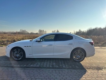 Maserati Ghibli III Sedan 3.0 V6 410KM 2018 Maserati Ghibli S, stan idealny 3.0 Benzyna 410KM, zdjęcie 5