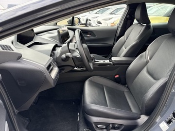 Toyota Prius V (XW60) 2.0  Hybrid Dynamic Force Plug-in 223KM 2023 Toyota Prius Plug-in Hybrid Executive V (2023-), zdjęcie 12