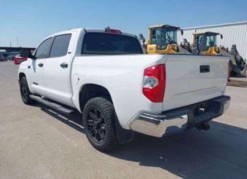 Toyota Tundra II 2021 Toyota Tundra 2021, 5.7L, 4x4, SR5, od ubezpieczalni 5.7 Benzyna 381KM, zdjęcie 6