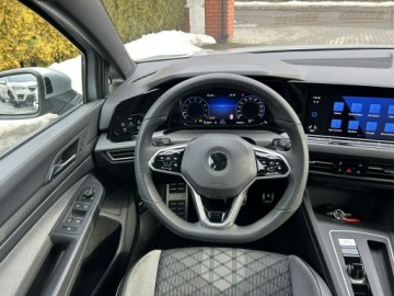 Volkswagen Golf VIII Variant 1.5 eTSI 150KM 2021 Volkswagen Golf 1.5 TSi DSG R-Line, zdjęcie 20
