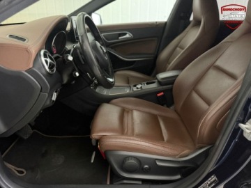 Mercedes CLA C117 Shooting Brake Facelifting 1.5 180 d 109KM 2016 Mercedes-Benz CLA Shooting Brake X117 Bezwypadkowy Serwisowany Automat 1.5, zdjęcie 13