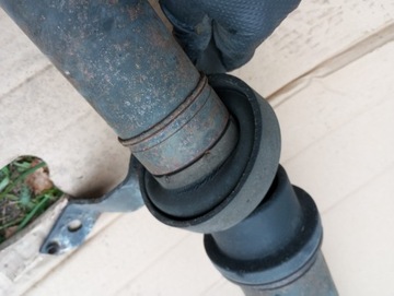 AUDI A4 B6 B7 2.0 1.8 T HŘÍDEL HNACÍ 8E0521101D