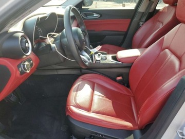 Alfa Romeo Giulia II Sedan Facelifting 2.0 Turbo 280KM 2021 Alfa Romeo Giulia Sport 2021 2.0l 2.0 Benzyna 280KM, zdjęcie 7