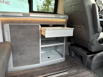 Volkswagen California California 6.1 2.0 TDI BMT 199KM 2020 Volkswagen California TDI 199KM Ocean Hak FullLED Nawigacja Aktywny te, zdjęcie 27