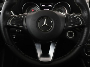 Mercedes GLA I Off-roader 2.0 250 211KM 2016 Mercedes GLA 250 4x4 automat full LED półskóra, zdjęcie 20