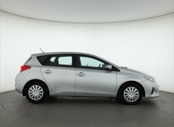 Toyota Auris II Hatchback 5d D-4D 90 90KM 2013 Toyota Auris 1.4 D-4D, Salon Polska, Serwis ASO, zdjęcie 5