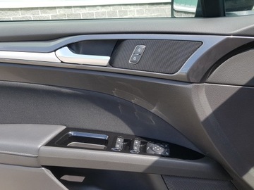 Ford Mondeo V Kombi 2.0 TDCi 150KM 2019 FORD MONDEO Kombi 2.0 EcoBlue TDCi REJ. 2020, zdjęcie 14