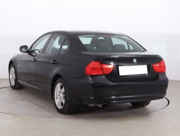 BMW Seria 3 E90-91-92-93 Limuzyna E90 320i 170KM 2010 BMW 3 320 i, Serwis ASO, Klima, Klimatronic, zdjęcie 3