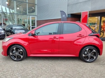 Toyota Yaris IV Hatchback Facelifting 1.5 Hybrid Dynamic Force 130KM 2026 Executive 1.5 Hybrid 130KM| Podgrzewane fotele!, zdjęcie 2