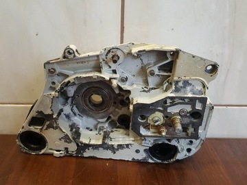 STIHL 044 046 MS440 ПОЛОВИНА КОРПУСА КОРПУСА ДВИГАТЕЛЯ