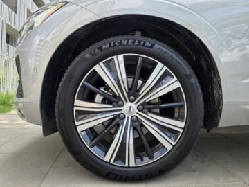 Volvo XC60 II 2023 VOLVO XC60 Plus Bright Theme, B5 2.0l Mild Hybrid 250KM Przebieg:50, 022, zdjęcie 37