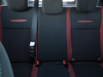 Toyota Yaris III Hatchback 5d Facelifting Hybrid 100KM 2017 Toyota Yaris 1.5 Hybrid, Salon Polska, zdjęcie 9